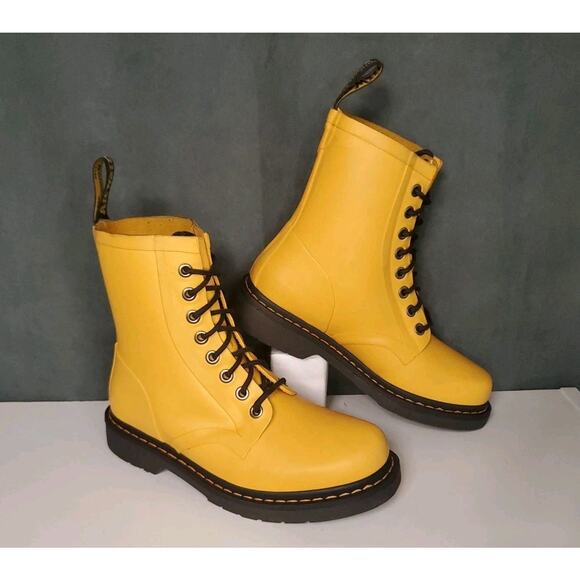 Dr Martens Drench Wellies 8-Eye Yellow Rain Boots Vulcanised Rubber US Womens 7 - Picture 2 of 15
